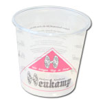 Becher und Schalen